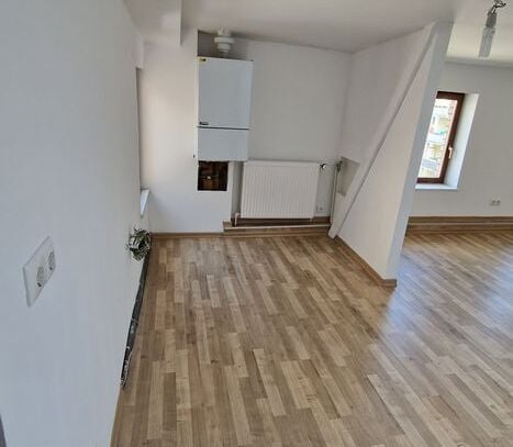 eine schöne zweizimmerwohnung mit frisch renovierter ausstattung