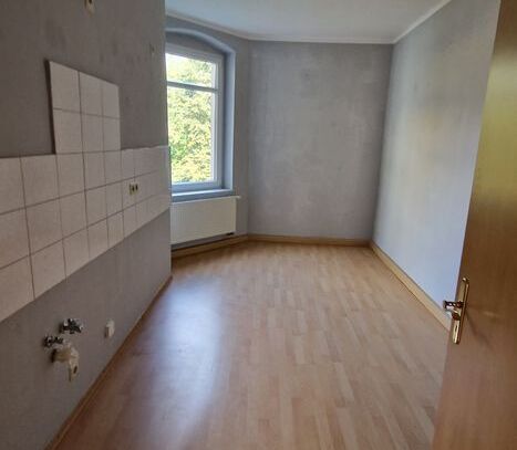 große, helle 2-raumwohnung