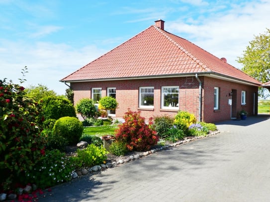 Idyllisch gelegener Bungalow!
Ideal für ein rüstiges Seniorenpärchen!