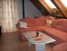 Comfortable non-smoking guest house in Uetze! Available upon request!