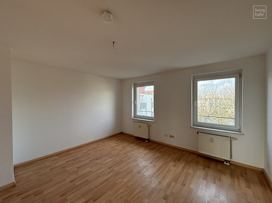 Großzügige 4-Raumwohnung mit Balkon – Ideal für Familien & WGs!