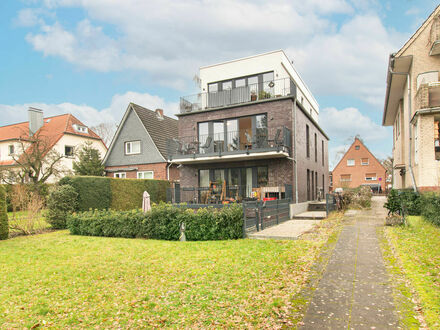 Neuwertiges Mehrfamilienhaus mit fünf Einheiten in Wandsbek