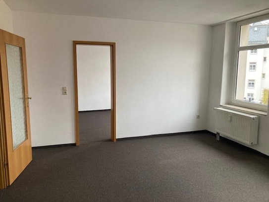 2-Raum-Wohnung mit neuer Einbauküche in Auerbach zu vermieten!