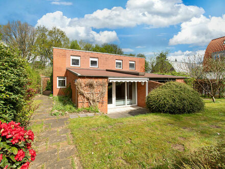 Raum für Ideen - Charmantes Architekten-Doppelhaus in anspruchsvoller Lage von Hummelsbüttel