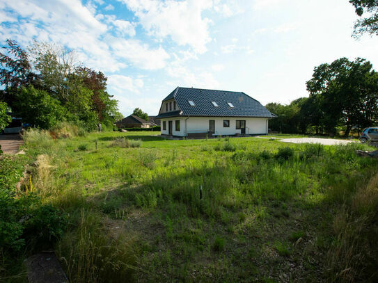 Ein Zuhause inmitten der Natur - charmantes Grundstück in Lürschau