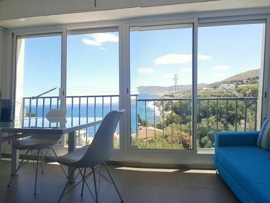 Apartment with sea view in the north of Spain