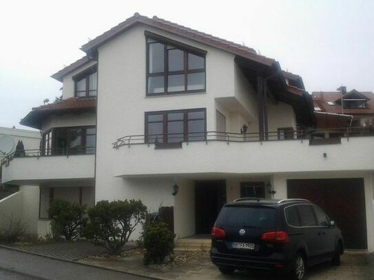 Huge Duplex House in Waldenbuch near Panzer (15 min.)