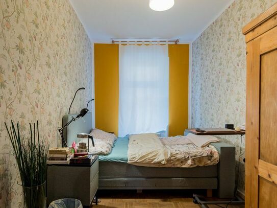 2-room-apartment next to Mauerpark