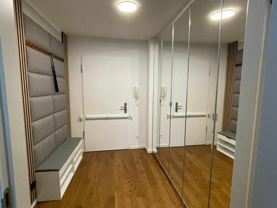 Fully equipped apartment in central Berlin(Hackescher Markt)