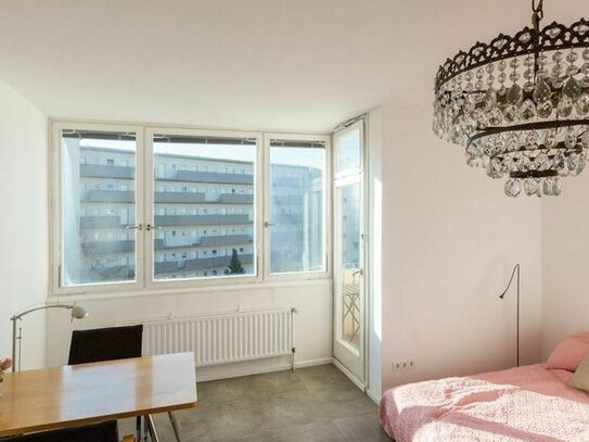 Spacious & quiet suite in Charlottenburg, Berlin - Amsterdam Apartments for Rent