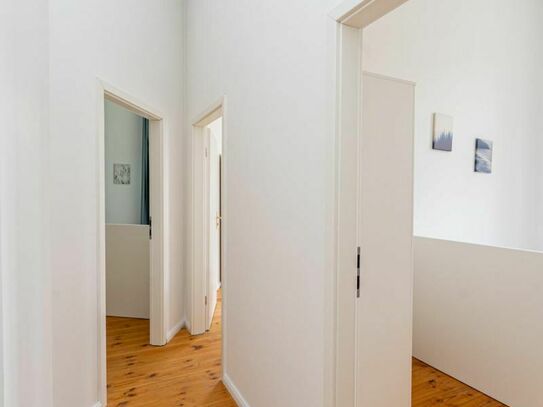 Cozy single bedroom in a 4 bedroom apartment in Prenzlauer Berg