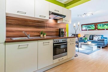 City-Residence: Modern and bright basement apartment in a very good location of Kelkheim – euhabitat