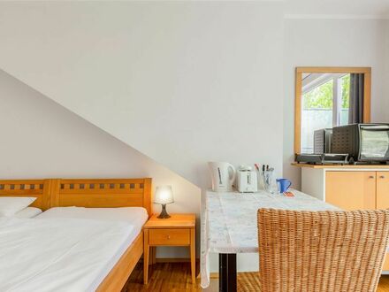 Charming 1-room apartment, Bath with Infarred cabin in Düsseldorf-Gerresheim No. 3