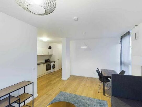 Möbliert 2 Zimmer Wohnung mit Balkon - 25 Min von Alexanderplatz