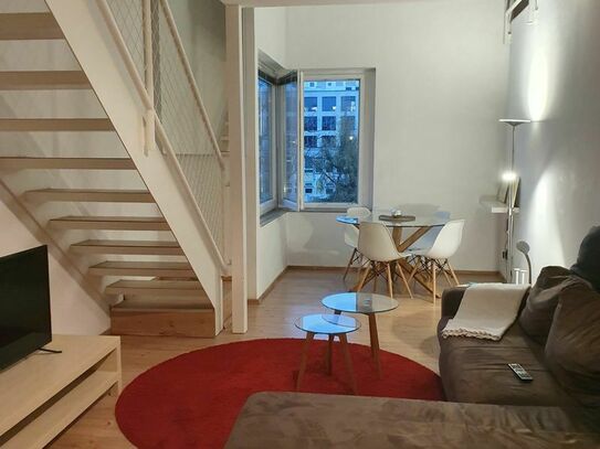 Moderne möblierte Maisonette-Wohnung im Friesenviertel – zeitwohnen.de