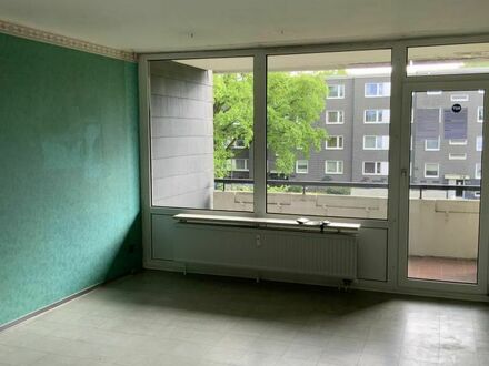 Wir renoveieren für Sie! schöne 2 Zimmer Wohnung mit Balkon in MG-Wickrath