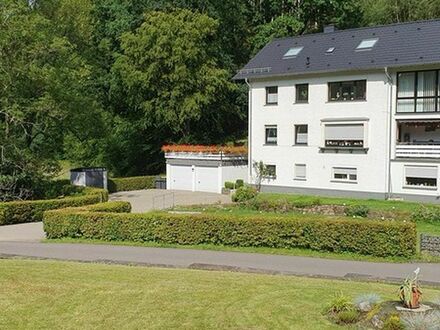 7-Zimmer-Wohnung, 160m² im Grünen, trotzdem verkehrsgünstig gelegen in Herscheid | 1A-Immobilienmarkt.de