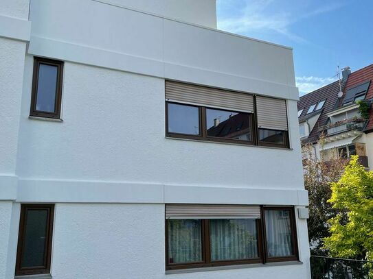 Central Furnished Apartment in Quiet Courtyard in Stuttgart, Stuttgart - Amsterdam Apartments for Rent