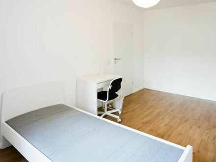 Comfy single bedroom in Wersten