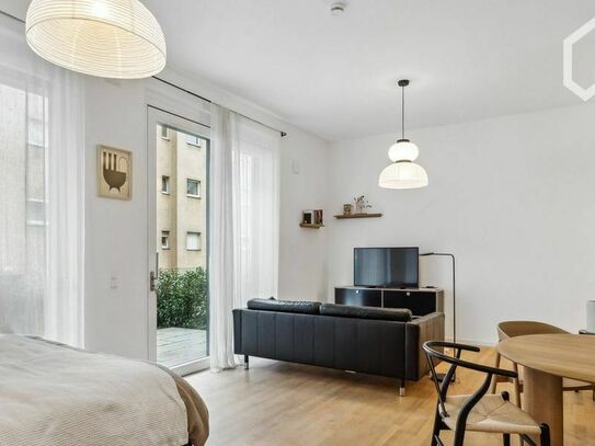 Beautiful, modern design studio with private garden in Neukölln, Berlin - Amsterdam Apartments for Rent