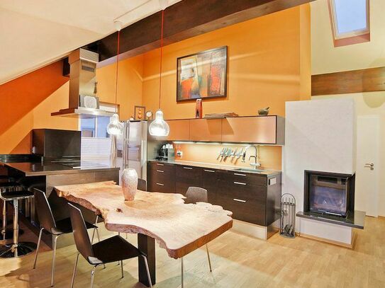 Upscale, fully furnished 3-room top floor apartment in Munich Trudering (close to Airbus, Siemens,...)