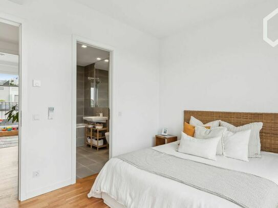 Spacious 2-Bedroom Apartment with Terrace & Workspace Near City Center, Berlin - Amsterdam Apartments for Rent