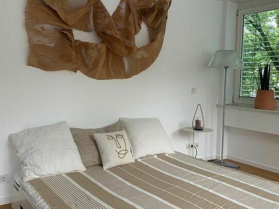 Gorgeous and spacious suite in Düsseldorf, Dusseldorf - Amsterdam Apartments for Rent
