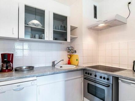 Simple standard -furnished flat for 1 person in Hamburg Lokstedt