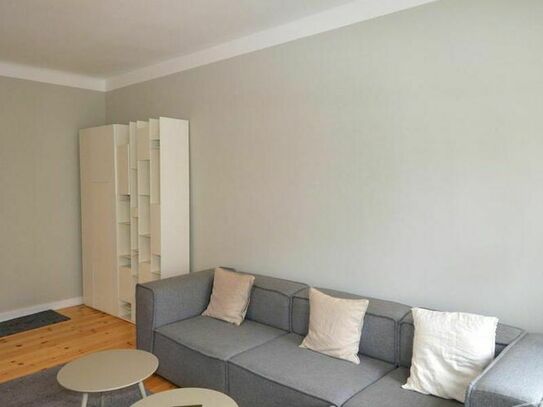 Bright 2-room-apartment in Kreuzberg, furnished