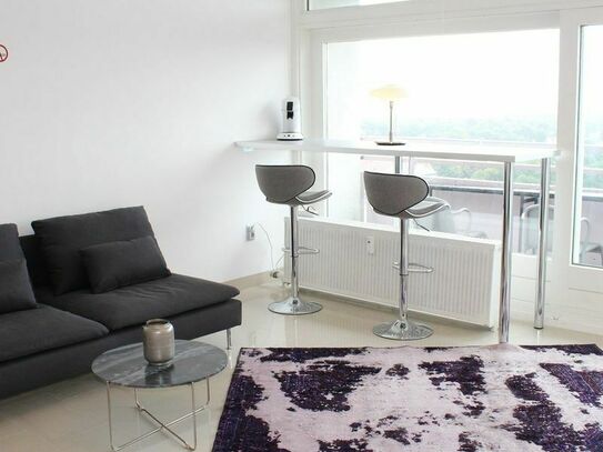 Modern apartment with the best view over Hamburg