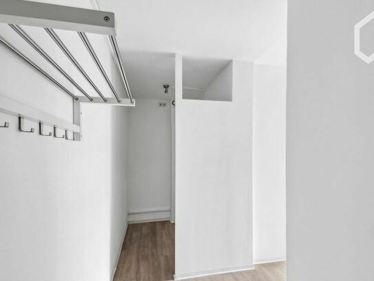 Co-Living: A bright, very modern and new quality furnished shared apartment close to Alster
