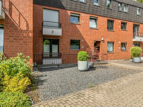 New 3 room penthouse apartment with 30m2 terrace, fitted kitchen & private parking space in Meerbusch