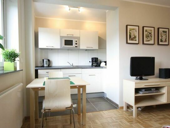 Quiet, comfortable apartment, within walking distance of Messe Essen and Büropark Bredeney, Essen - Amsterdam Apartment…