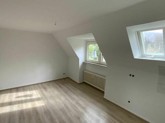 Tolle 2-Zimmer-Wohnung unterm Dach in Hagen Eilperfeld ab sofort zu vermieten!