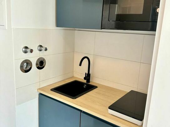 Centrally located in Cologne Braunsfeld – Oskar-Jäger-Straße – fully furnished – exclusive amenities!