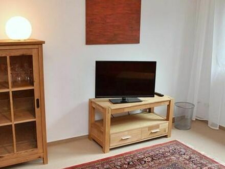 Isernhagen, Bright and friendly furnished basement apartment in Altwarmbüchen