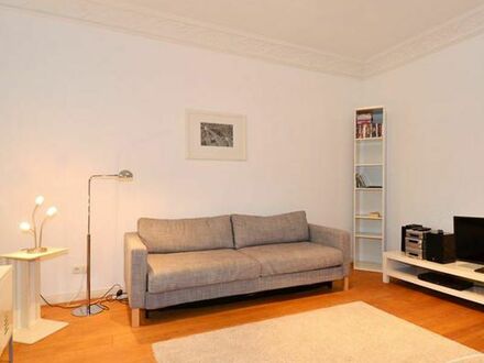 Furnished flat with garden in popular central location