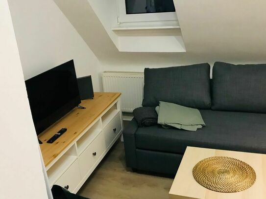 Apartment fully furnished, full service, for 2 people
