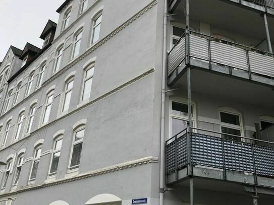 3-Zimmer Wohnung mit Balkon im Kieler Stadtteil Blücherplatz zu vermieten