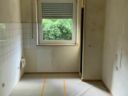 Wir renovieren für Sie ! - gut geschnittene 2-Zimmer-Wohnung in Mönchengladbach Holt