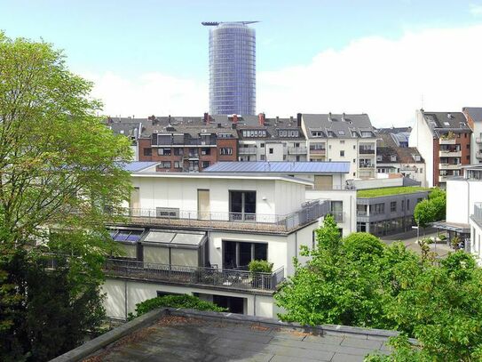 Wlan in nice apartment with balcony- near Kö u. Hofgarten- garage optional, Dusseldorf - Amsterdam Apartments for Rent