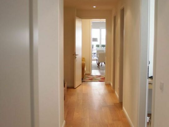 Beautiful 4-Room-apartment with big kitchen-livingroom and balcony in Mitte