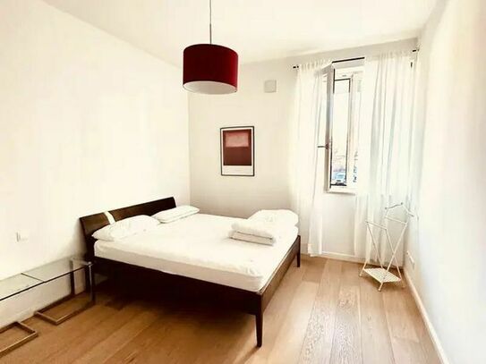 2 room flat in prime location, Berlin-Mitte