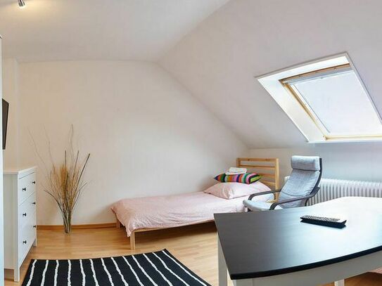 Beautiful top floor apartment in a very good residential area near Phönixsee, Dortmund - Amsterdam Apartments for Rent
