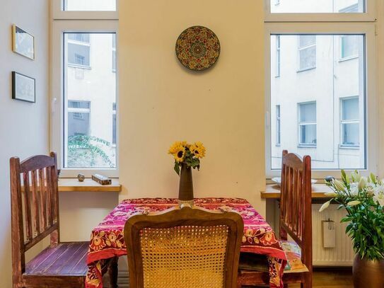Quiet, fashionable 3 room apartment in Kreuzberg