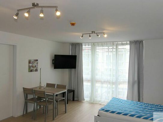 Modern business apartment in the heart of the old town – euhabitat