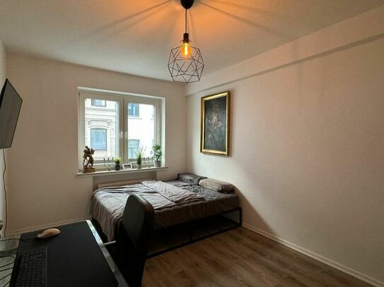 Modern flat with two bedrooms near central station