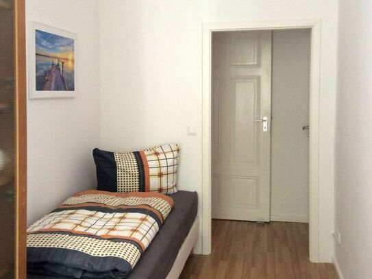 Friendly single bedroom near Esmod Berlin
