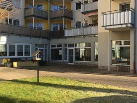 2-Zi.- Wohnung im 2.OG mit Balkon in Neustadt zu vermieten.