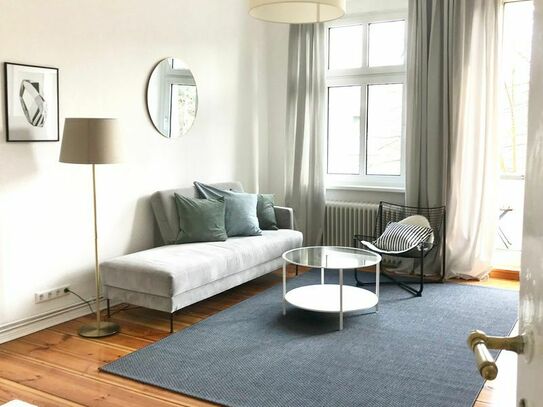 Chic, spacious, light, quiet 2-rooms-flat with balcony in Tempelhof (Mariendorf)